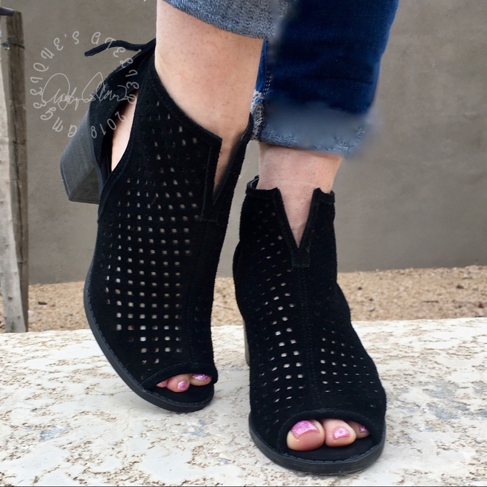 Tessa Suede Peep Toe booties - Picture 2 of 6